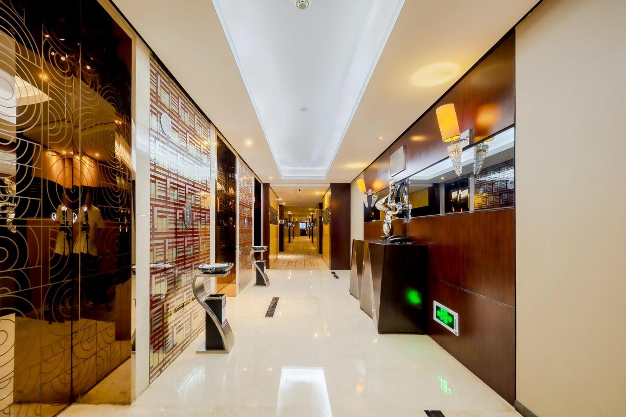 Celebrity Upper Class Hotel 成都 エクステリア 写真