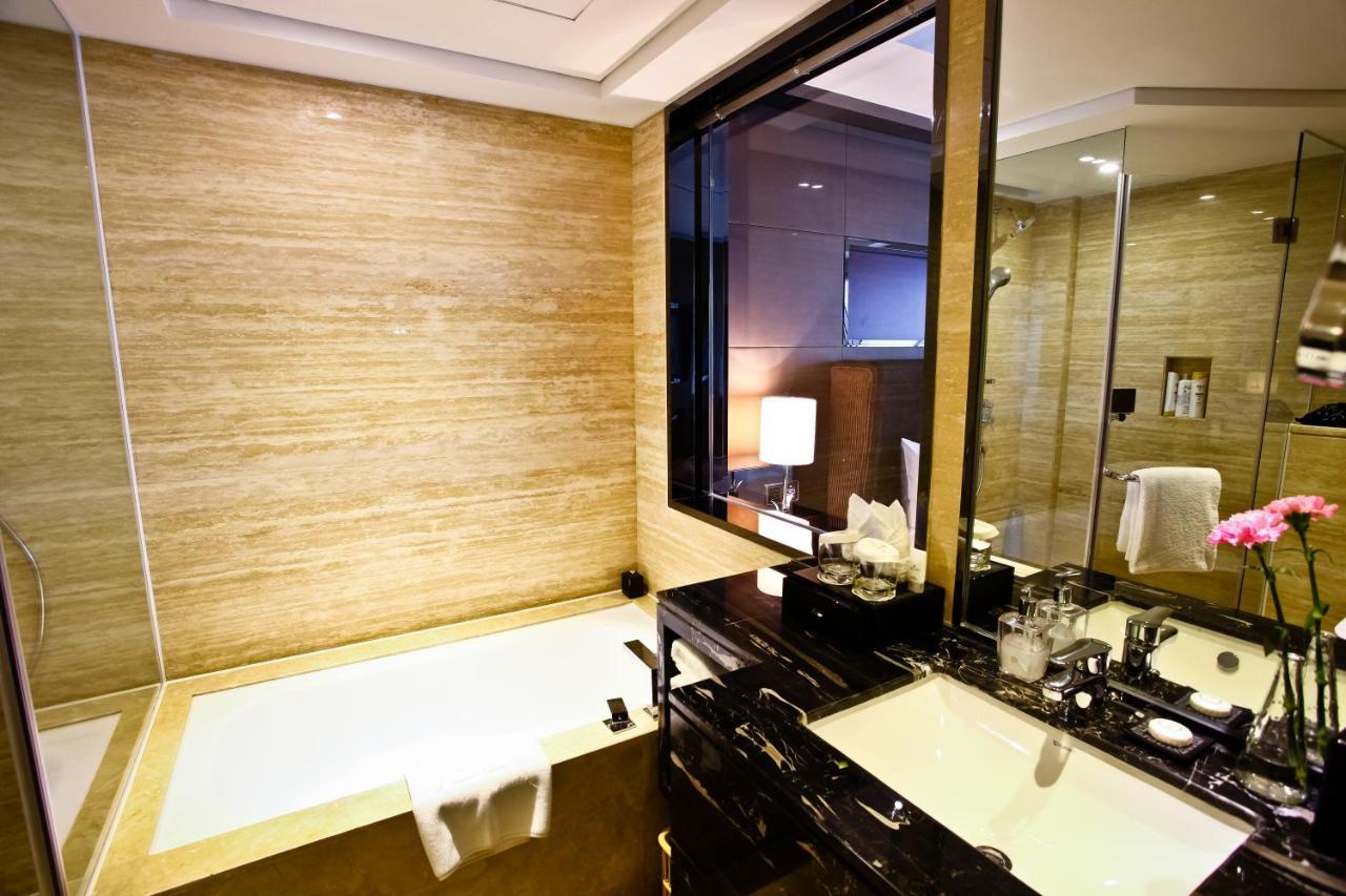 Celebrity Upper Class Hotel 成都 エクステリア 写真